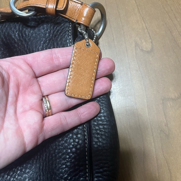 Coach Pebble Leather Shoulder bag - Picture 6 of 7